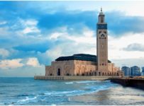https://res-4.cloudinary.com/enchanting/images/w_1600,h_700,c_fill/et-web/2018/12/Enchanting-Travels-Morocco-Tours-Hassan-II-Mosque-in-Casablanca/destination-casablanca-morocco.jpg