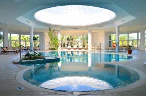 hotel-royal-garden-palace-djerba-piscine-couverte
